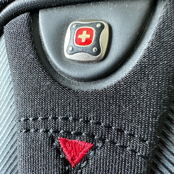 Swiss Gear Small Camera Case By Wenger “The Sherpa Collection“ NWOT - Picture 5 of 5